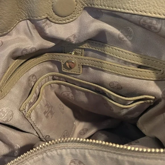 Large Tory Burch Bag - Picture 4 of 4